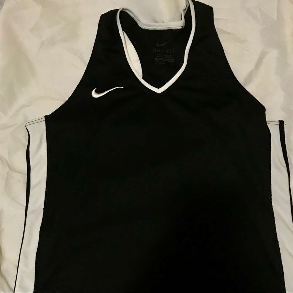 Women’s Nike dri fit tank workout tank